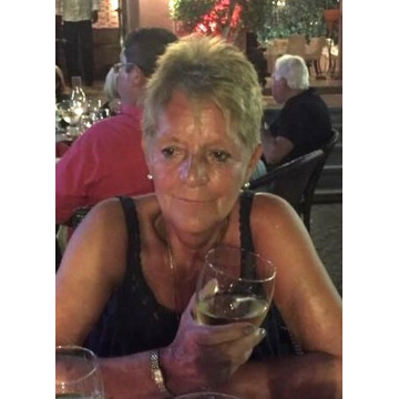 Photo of Elizabeth (Liz) BROWN