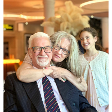 Notice Gallery for Geoffrey Ronald COCKS