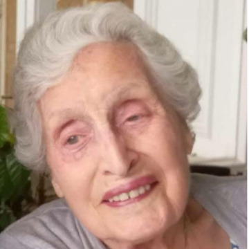 Photo of Sally BELL