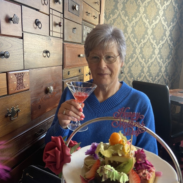 Photo of Andrea BROWN