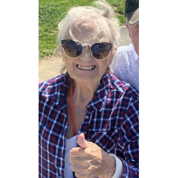 Notice Gallery for Mary LEACH