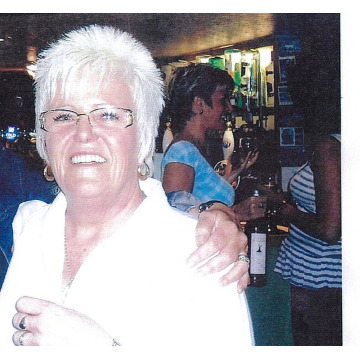 Photo of Maggie BEER
