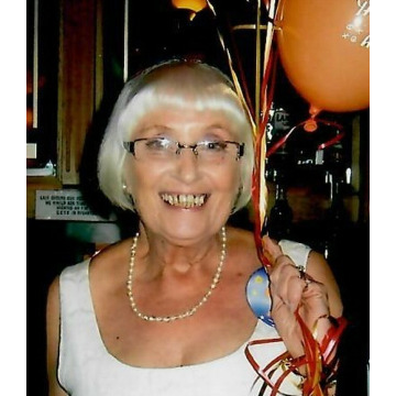 Photo of Anne ROBINSON