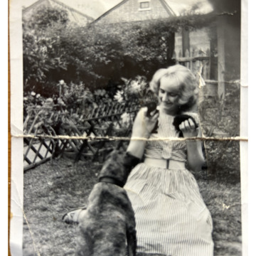 Notice Gallery for Pauline Janice BUTCHER