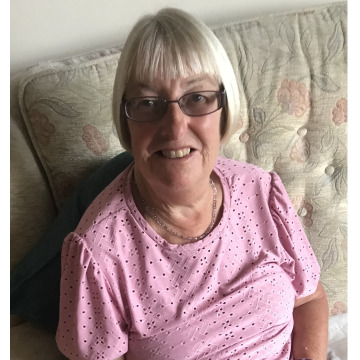 Photo of Lyn MCCLELLAND (NEE DANGER)