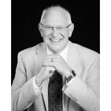 Photo of Ray SHARP
