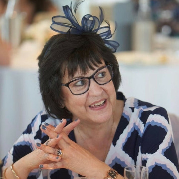 Photo of Maureen LISLE
