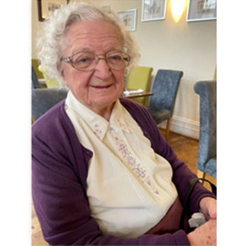 Photo of Betty (Bettina) SALMON