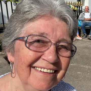 Notice Gallery for Janet BELL