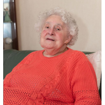 Photo of Joyce ROBERTS