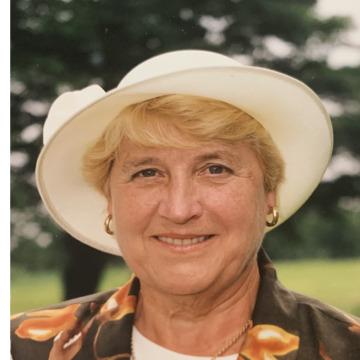 Notice Gallery for Esme KNIGHT