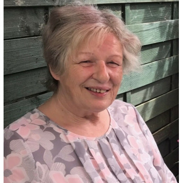 Photo of Nora SELLAR