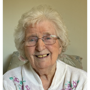 Photo of Elspeth McKenzie MARTIN