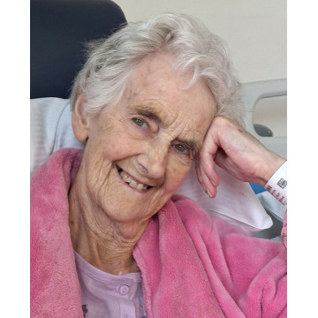 Photo of Elizabeth BRADBURY