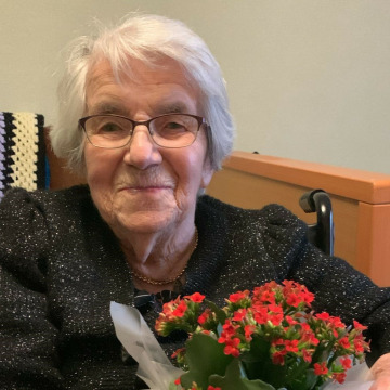 Notice Gallery for Winifred Una CLESHAM