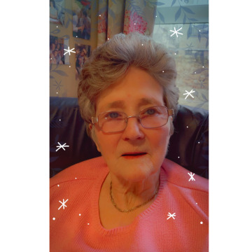 Photo of Pauline WARD