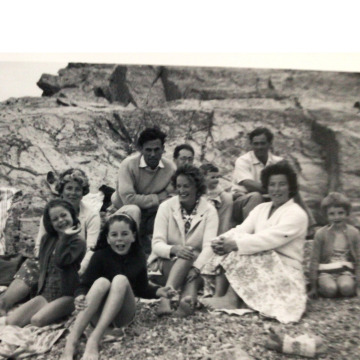 Photo of June HENDY