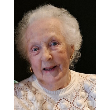 Photo of Beryl Rose COOPER