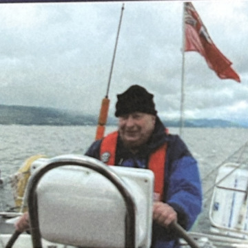 Photo of Ernie HASLER