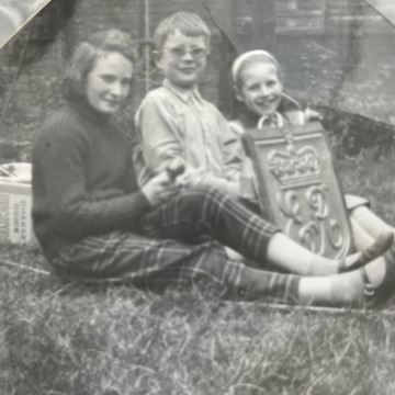 Photo of Linda SKEATS