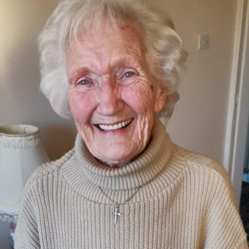 Photo of Julia ORR