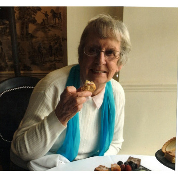 Photo of Audrey WARREN
