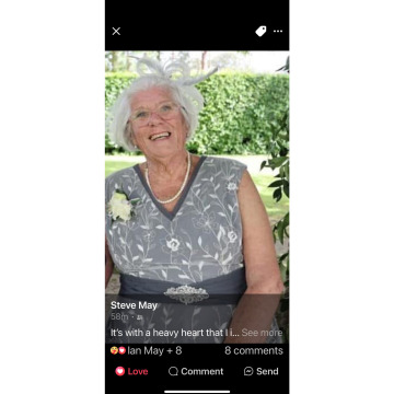 Photo of Sandra MAY