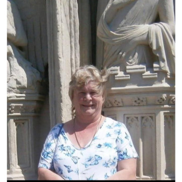 Photo of Gillian Patricia LOCK