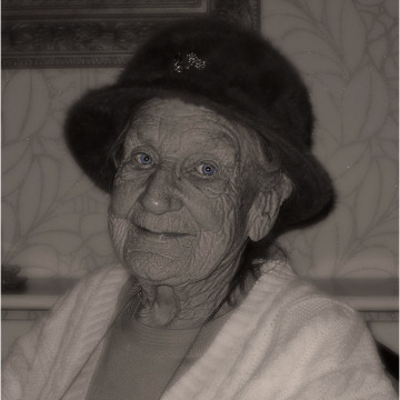 Photo of Gertrude Ivy ROY