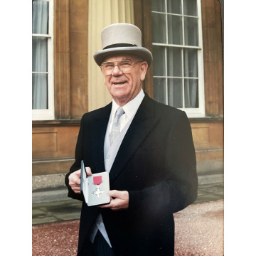 Photo of Peter SWINSCOE MBE