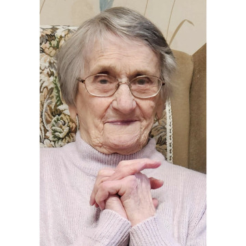 Photo of Betty JONES