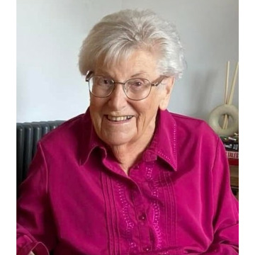 Photo of Patricia Anne GROVES (NEE OLIVER)