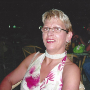 Photo of Anne BARKER