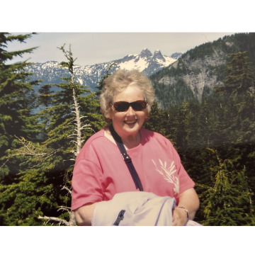 Photo of Elizabeth JONES