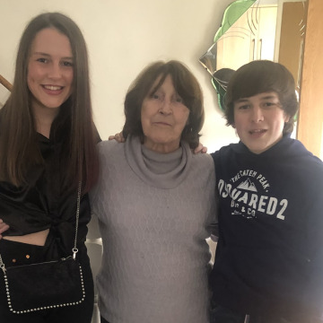 Notice Gallery for Celia HAYES