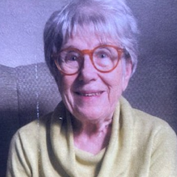 Photo of Sylvia HILLIER
