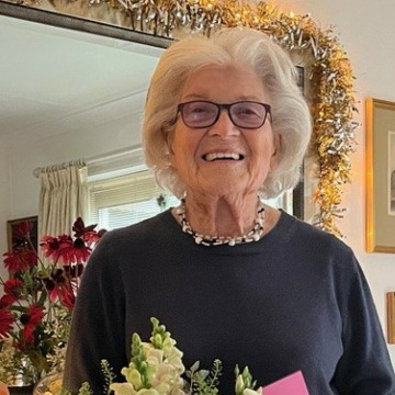 Photo of Doreen PARRY