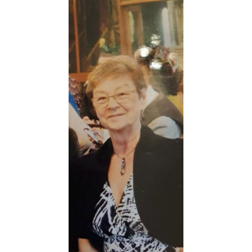 Photo of Maureen HINDE