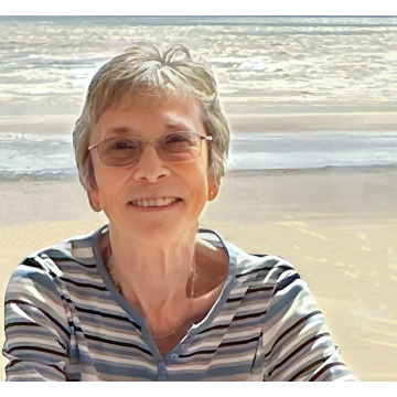Notice Gallery for Helen Margaret HEPTON