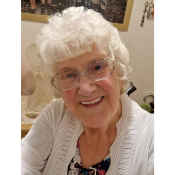 Notice Gallery for Joan HARRINGTON
