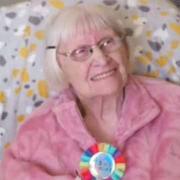 Photo of Merle HUGHES