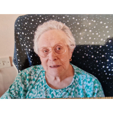Photo of June Mary HAMMONDS