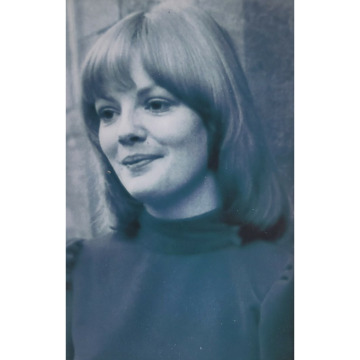 Photo of Gaynor JAMES