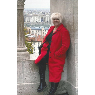 Photo of Julie Ellen HORN