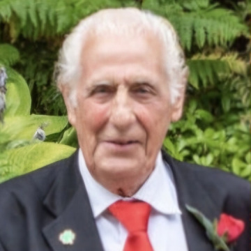 Photo of Mike WHITTAKER