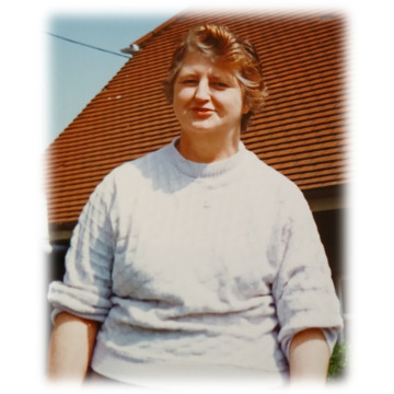 Photo of Pauline Joan JAMES
