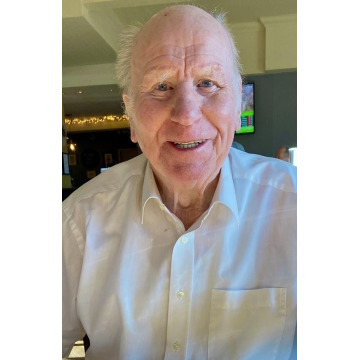Photo of Dennis POND