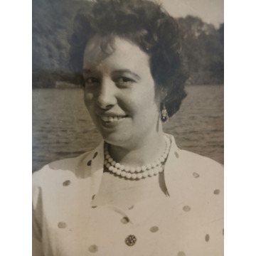 Photo of Elizabeth Doreen HACKWOOD
