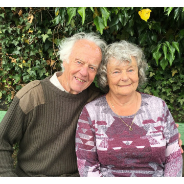 Photo of Jacqueline & John RANK
