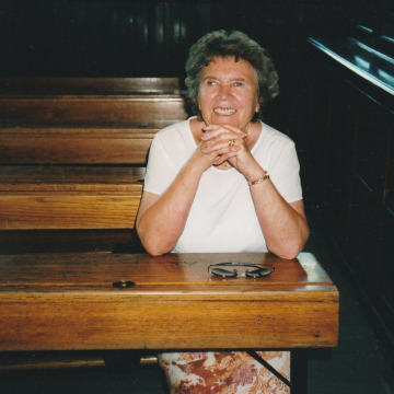 Notice Gallery for Beryl Elizabeth RAINS